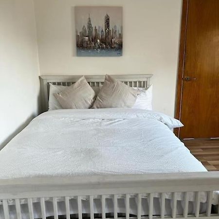 Quirky Studio Flat Selfcontained Londres Exterior foto